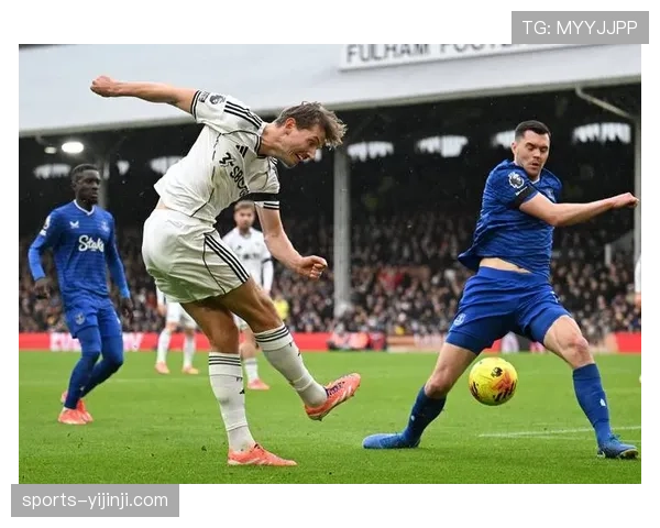 富勒姆逆转展现韧性 杜布拉夫卡出击失误成比赛转折